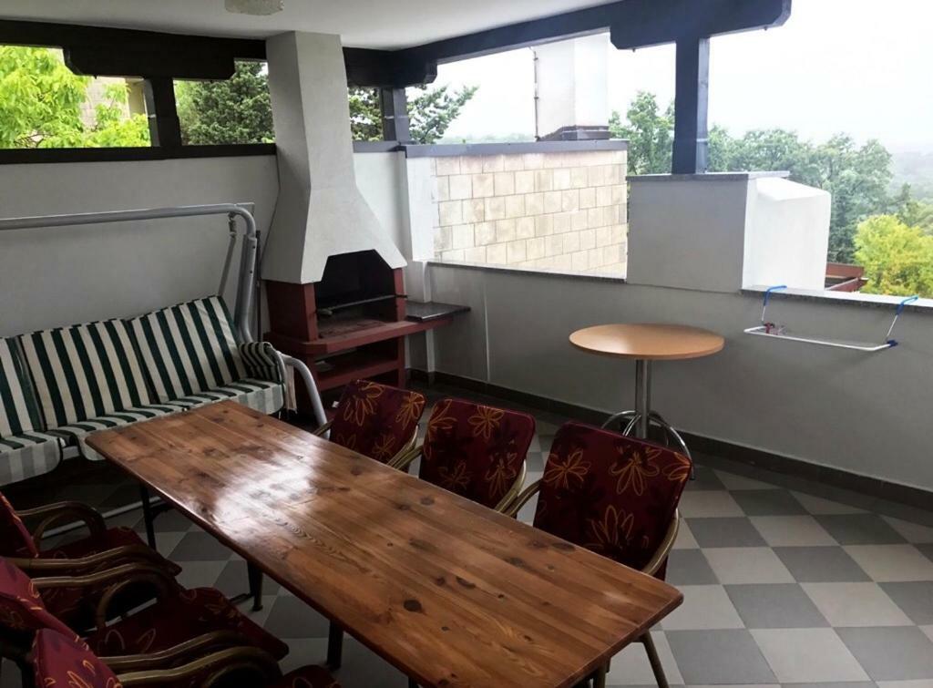 Mundial Apartments Nijvice Zewnętrze zdjęcie
